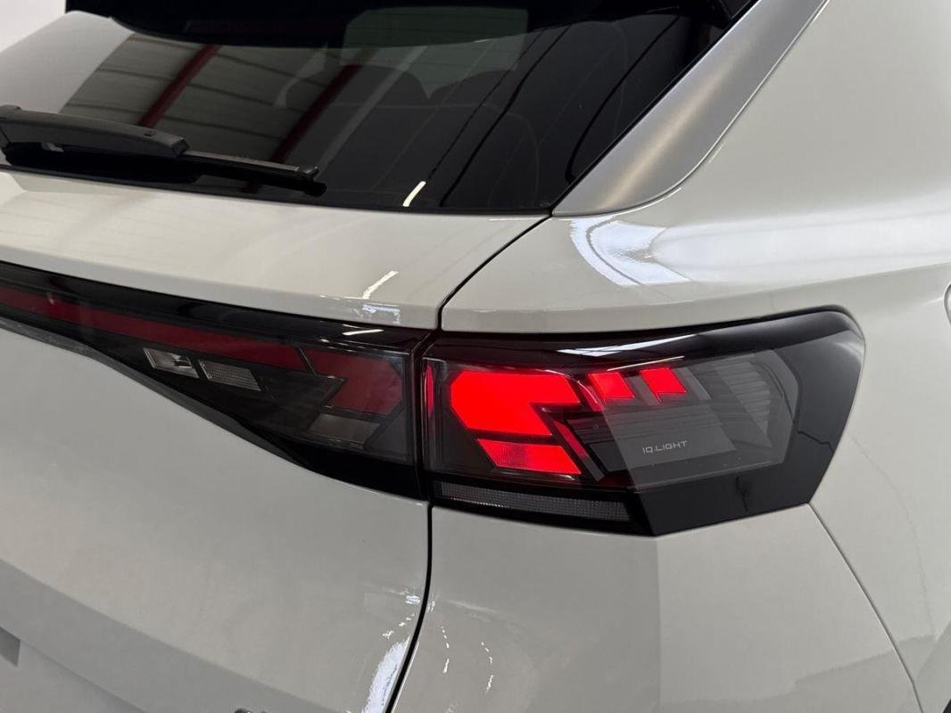 Volkswagen T-Roc - Photo 8