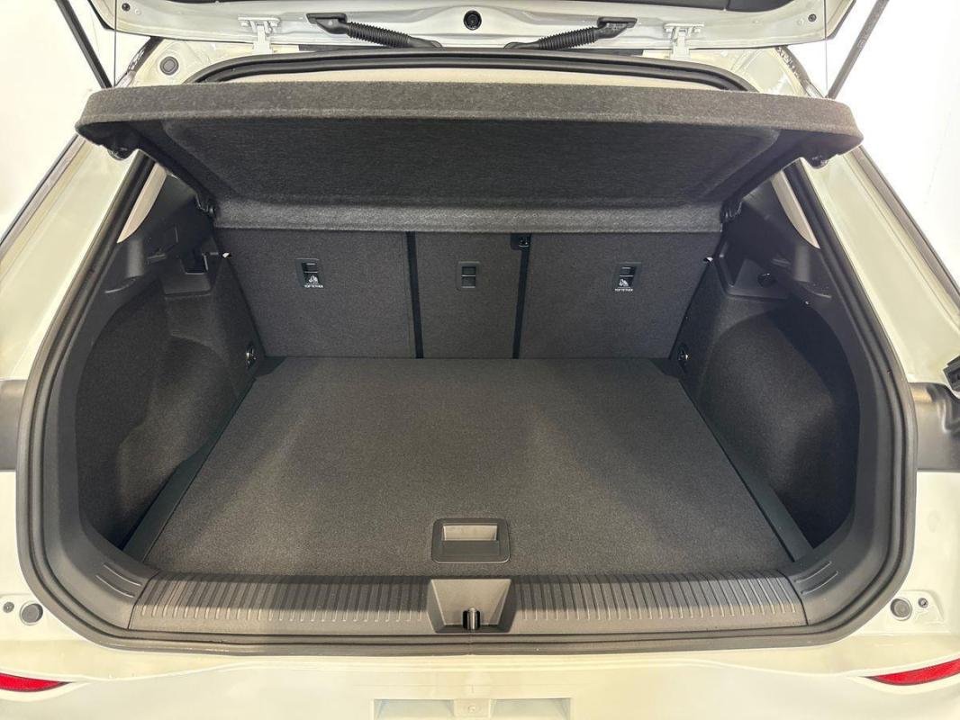 Volkswagen T-Roc - Photo 9