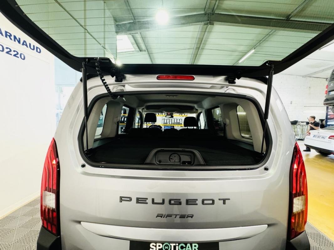 Peugeot Rifter - Photo 18