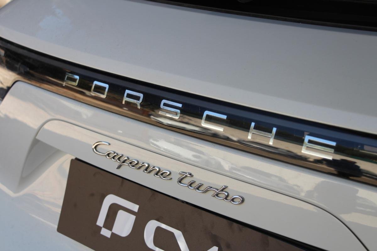 Porsche Cayenne - Photo 12