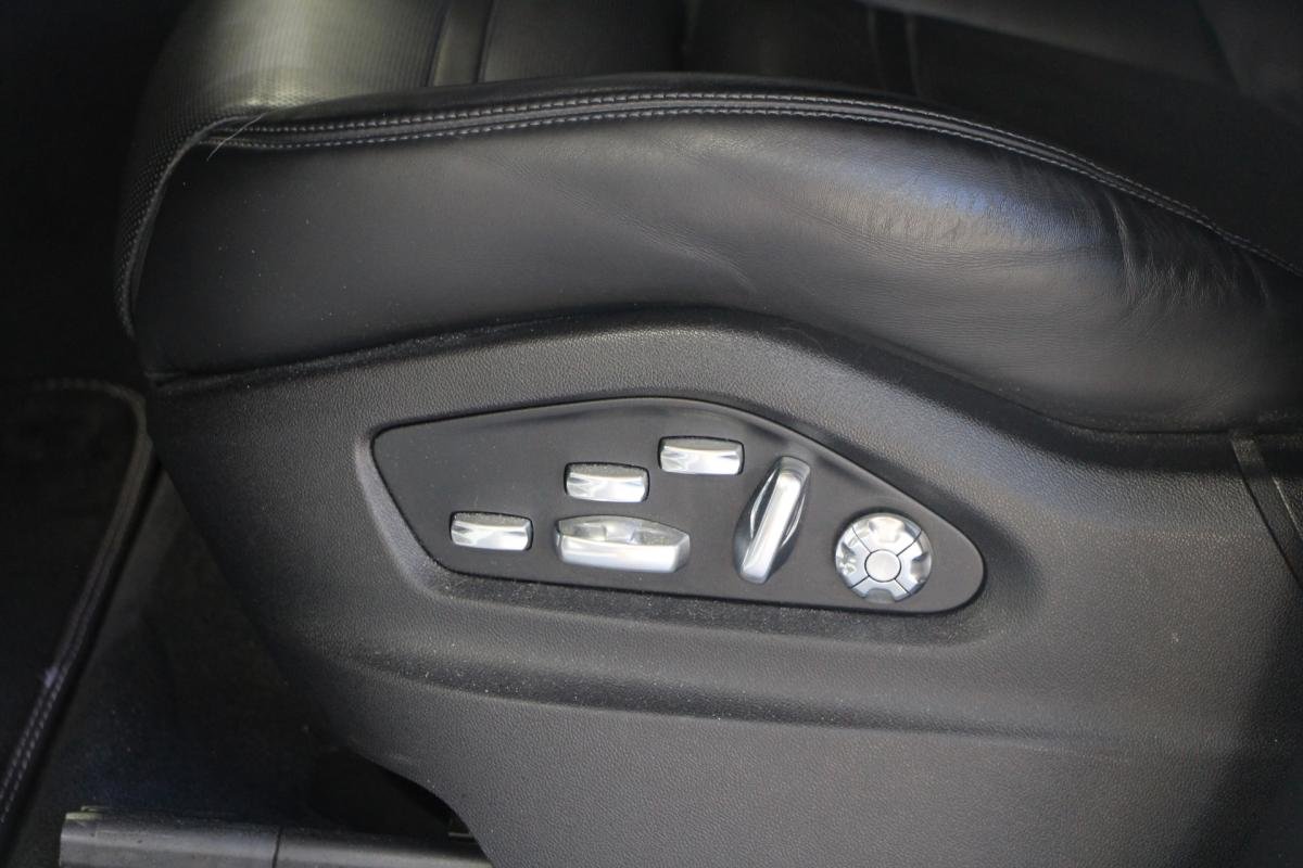Porsche Cayenne - Photo 17