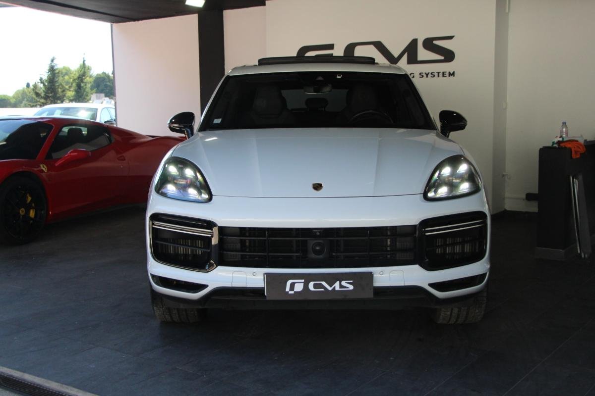 Porsche Cayenne - Photo 2