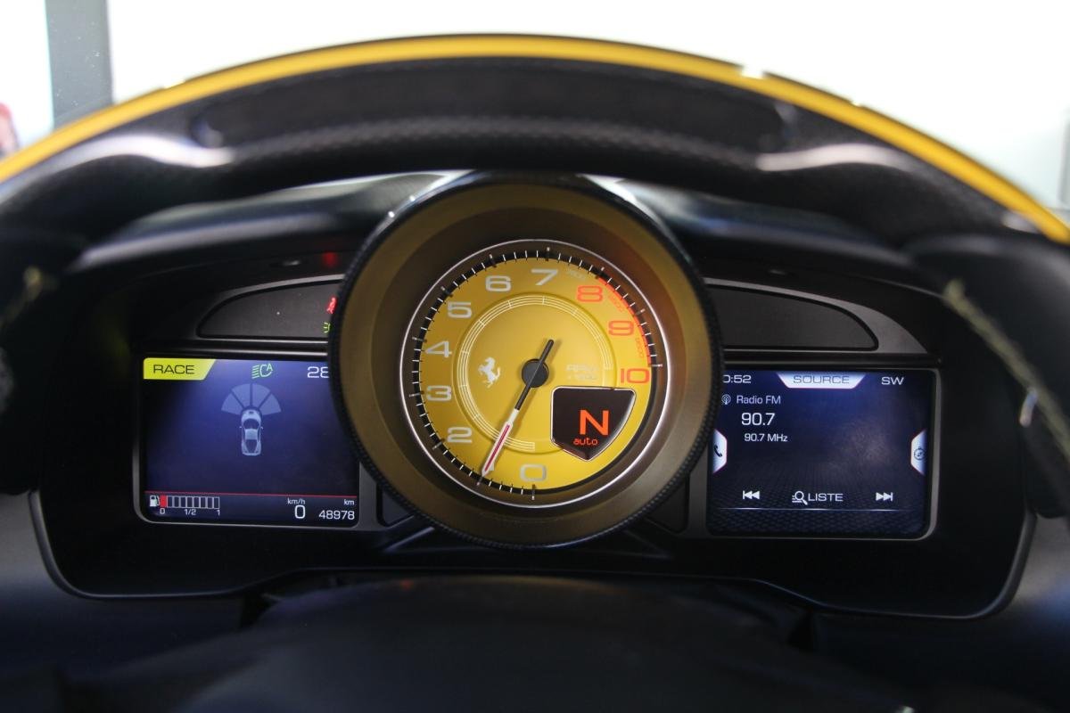 Ferrari F8 Tributo - Photo 16