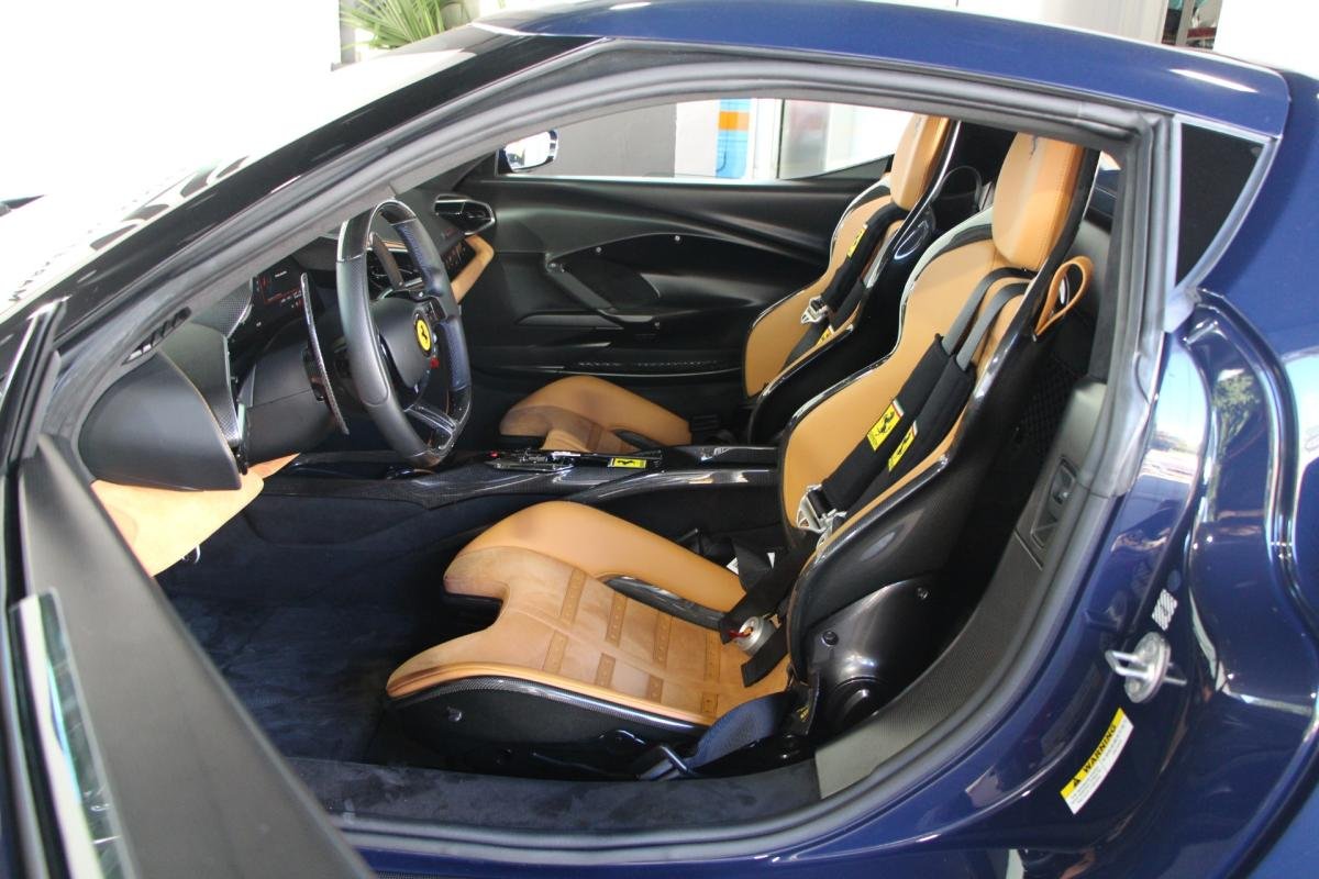 Ferrari 296 GTB - Photo 19