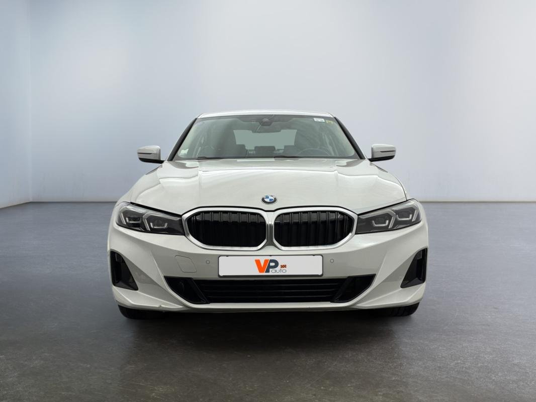 BMW Série 3 - Photo 8