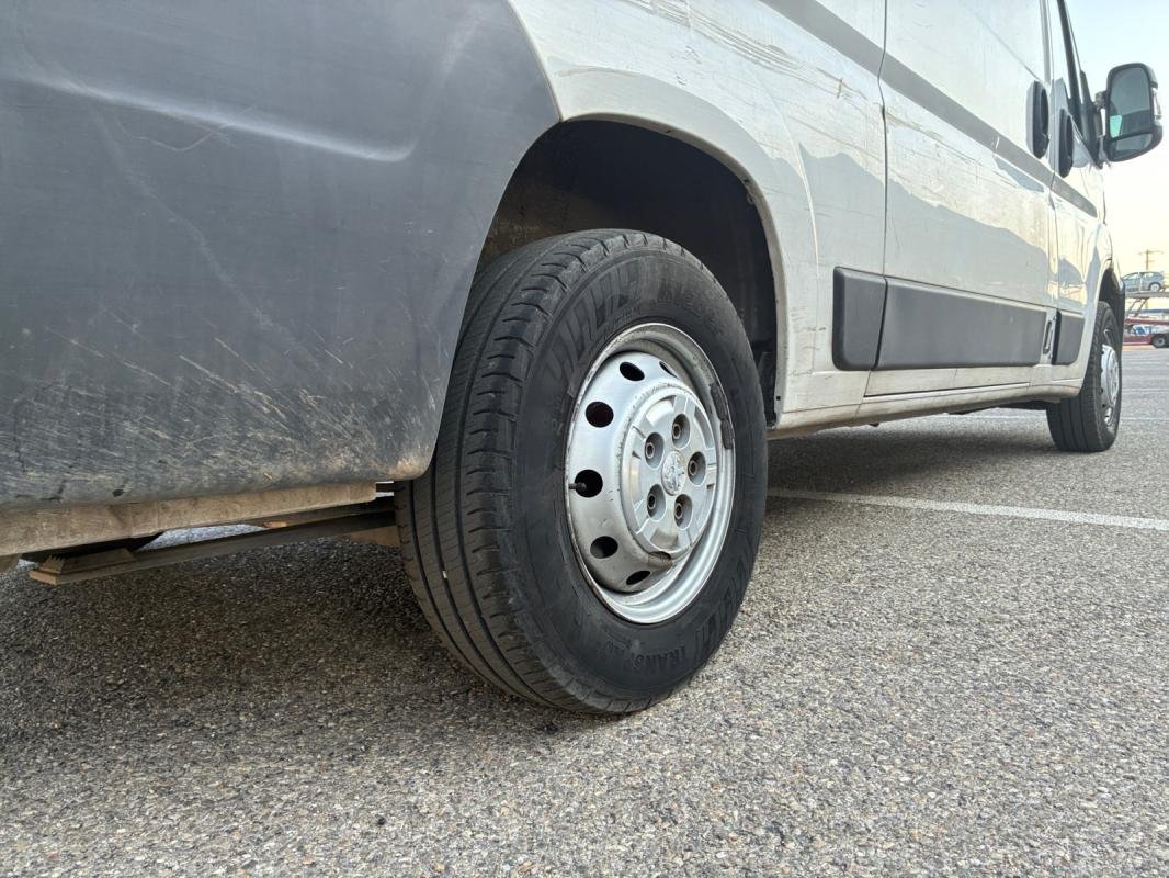 Peugeot Boxer - Photo 13