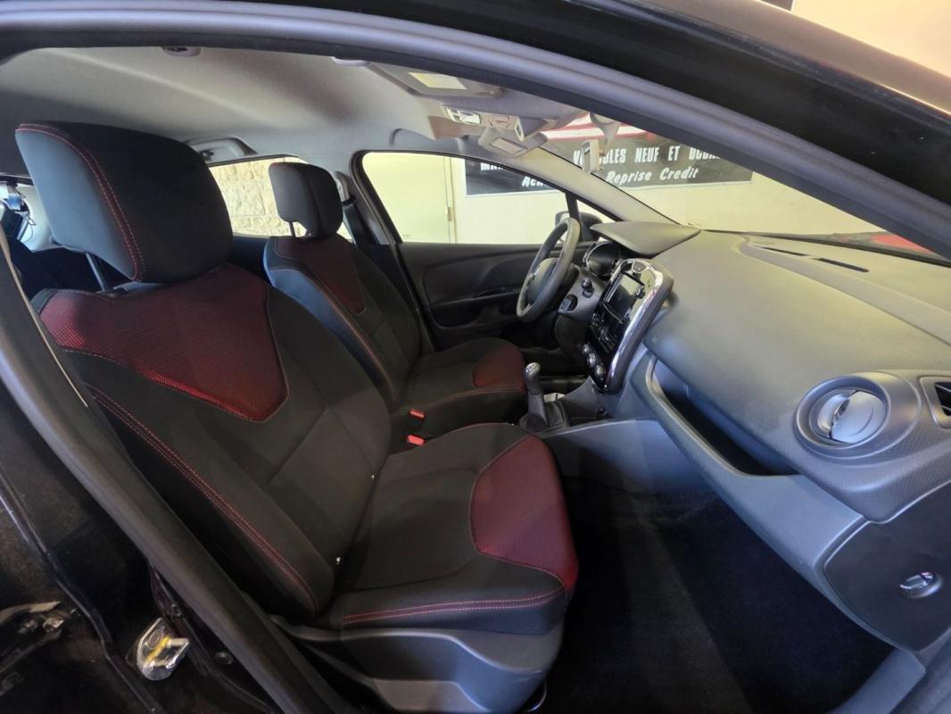 Renault Clio - Photo 15