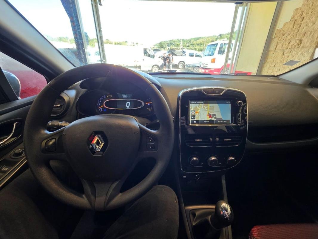 Renault Clio - Photo 3