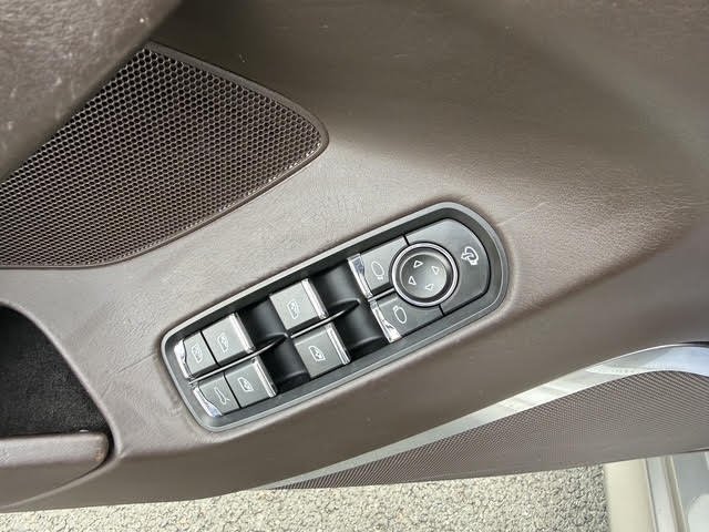 Porsche Panamera - Photo 14
