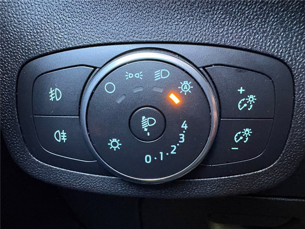 Ford Fiesta - Photo 16