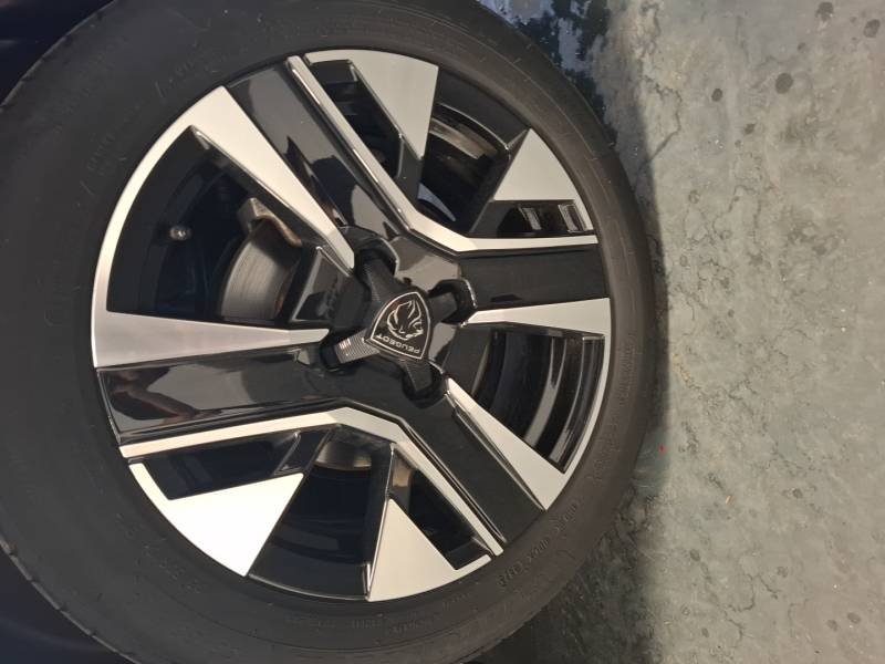 Peugeot 208 - Photo 13