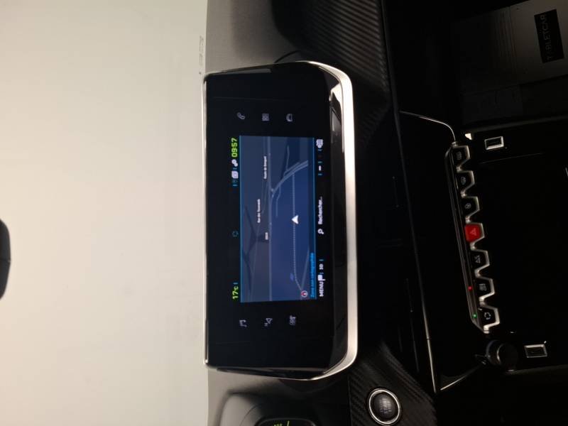 Peugeot 208 - Photo 16