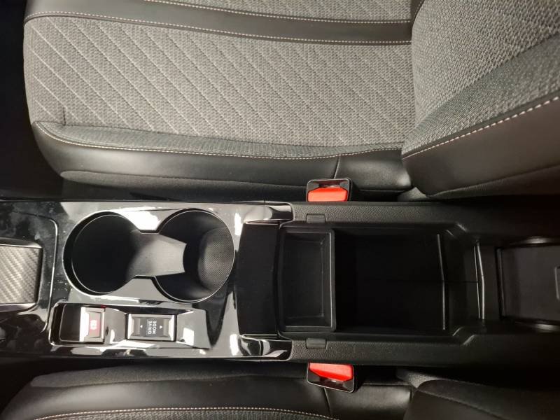 Peugeot 208 - Photo 19