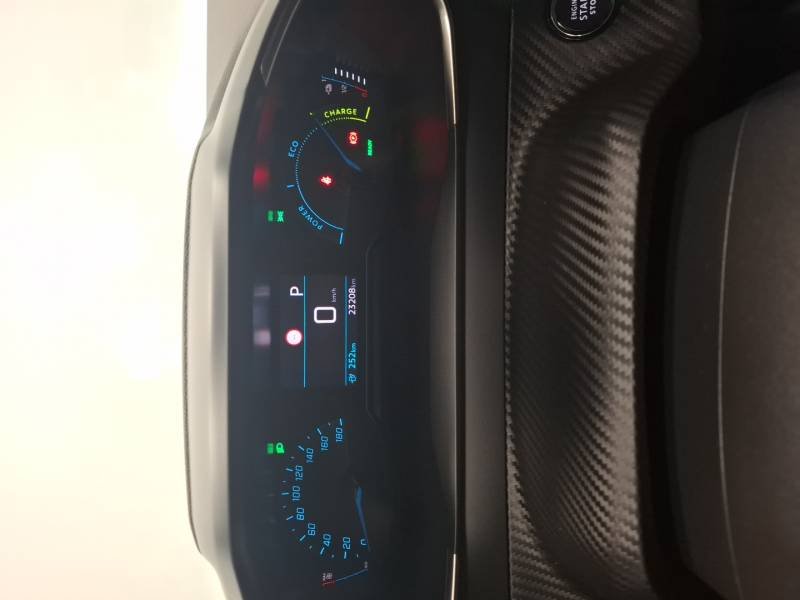 Peugeot 208 - Photo 22