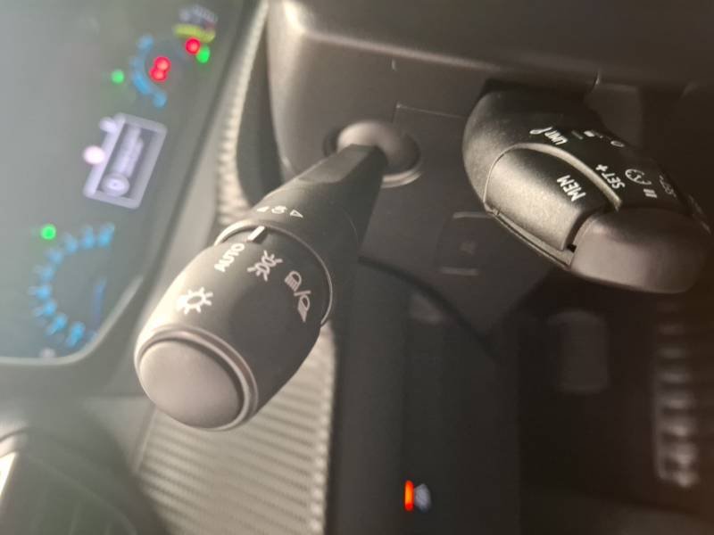 Peugeot 208 - Photo 26