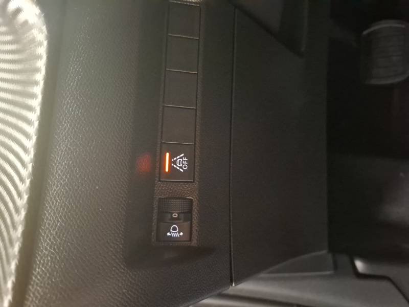 Peugeot 208 - Photo 27