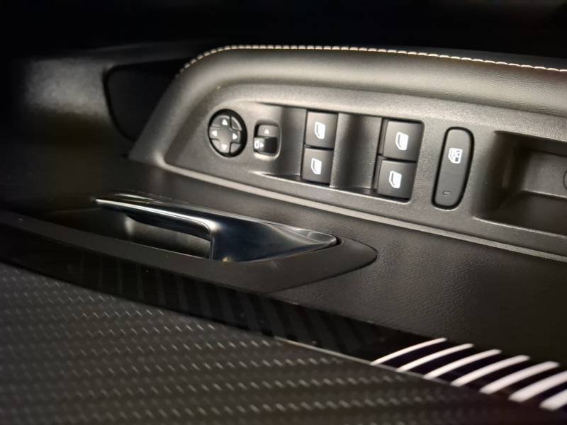 Peugeot 208 - Photo 28