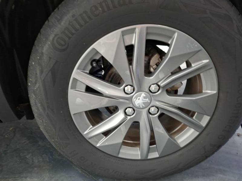 Peugeot 2008 - Photo 11