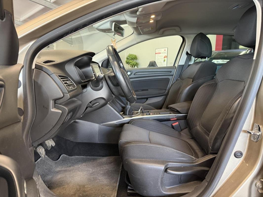Renault Mégane - Photo 11