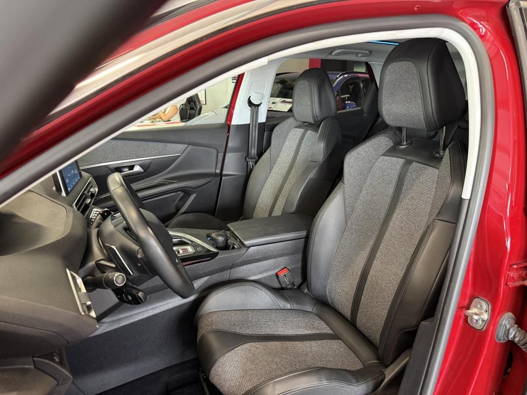 Peugeot 3008 - Photo 12