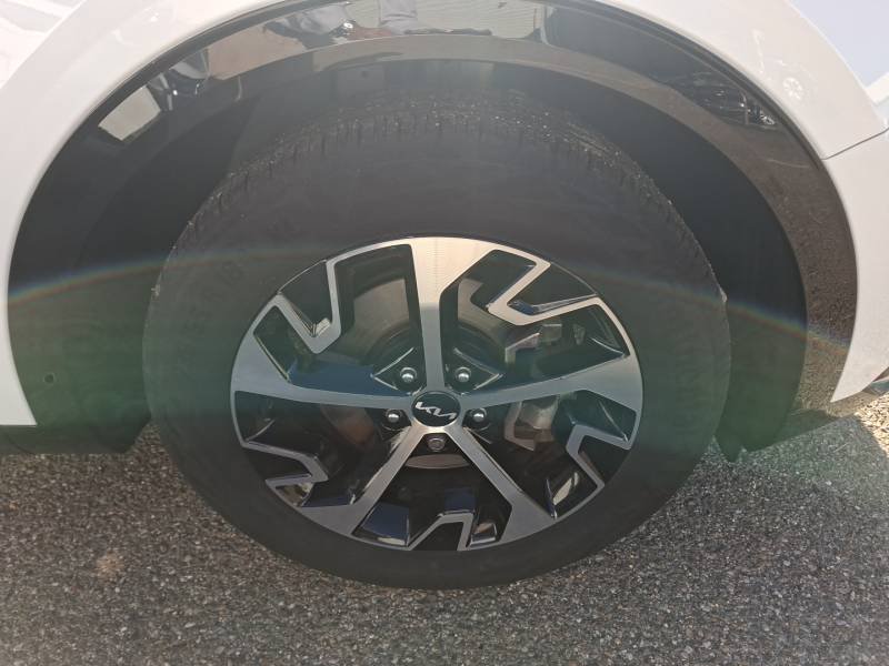 Kia Sportage - Photo 17