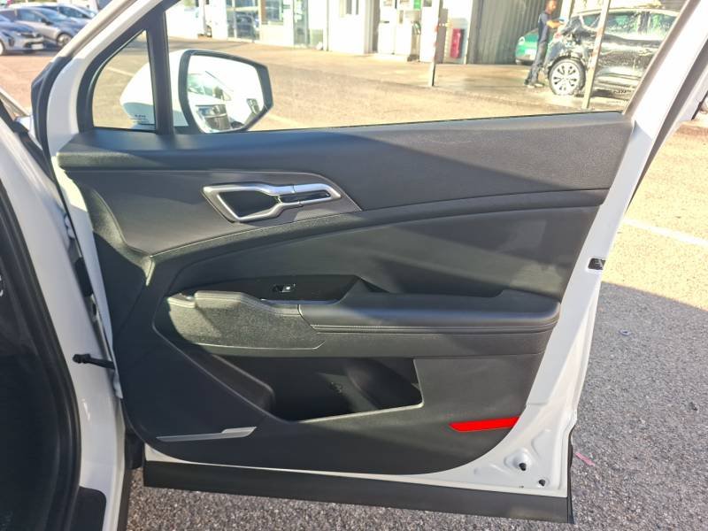 Kia Sportage - Photo 21