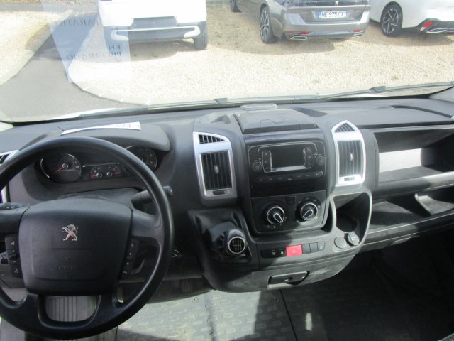Peugeot Boxer - Photo 18