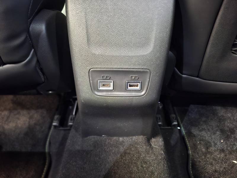 Peugeot 208 - Photo 18