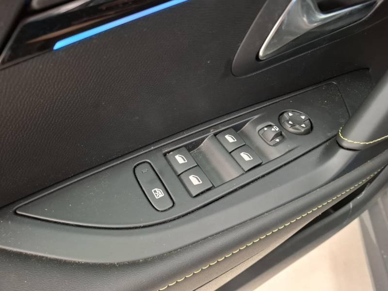 Peugeot 208 - Photo 20
