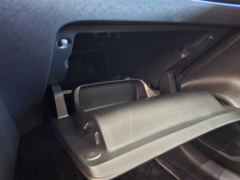 Peugeot 208 - Photo 29