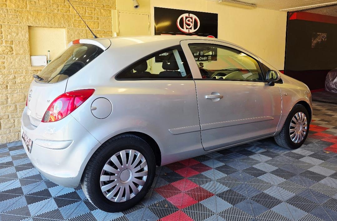 Opel Corsa - Photo 11
