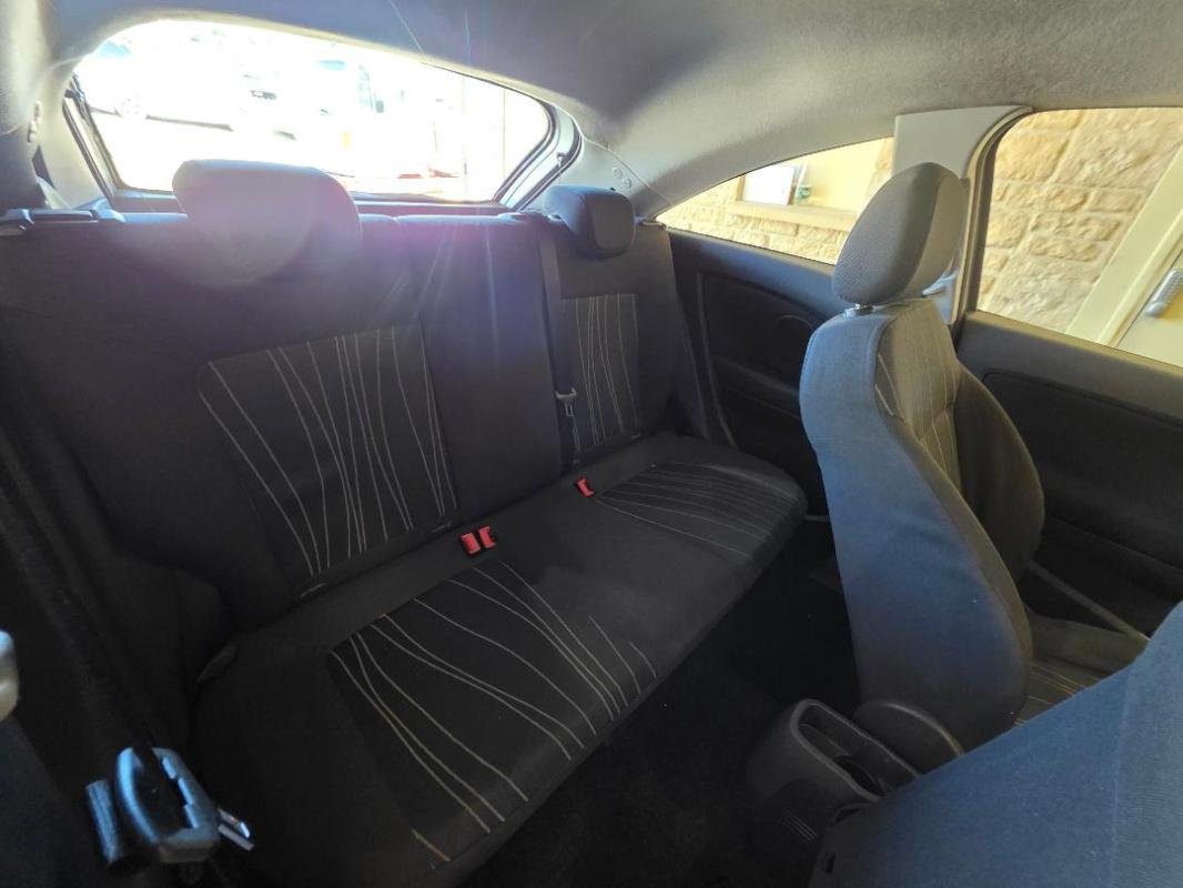 Opel Corsa - Photo 17