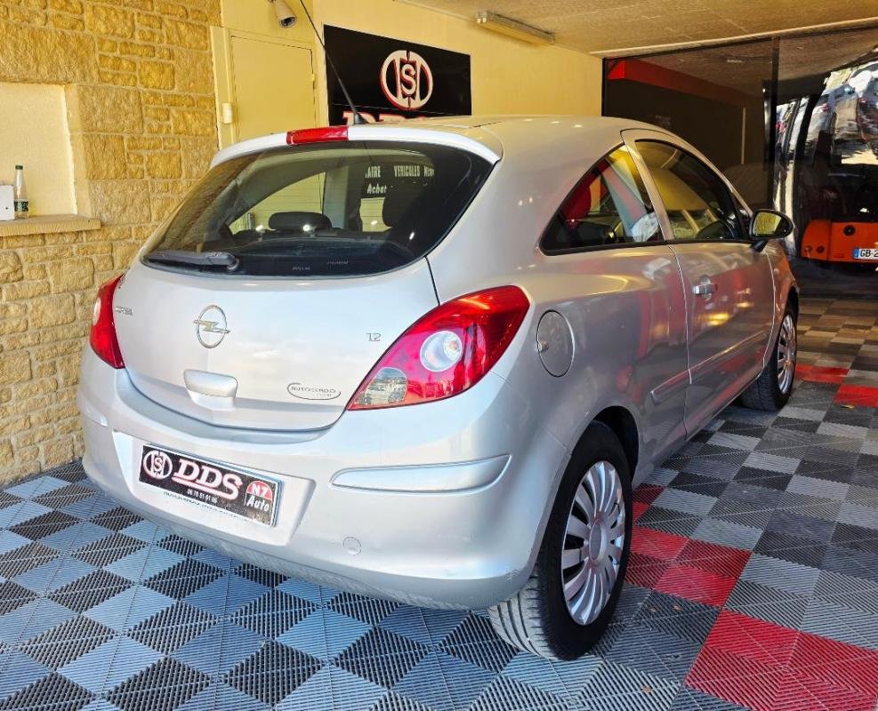 Opel Corsa - Photo 2