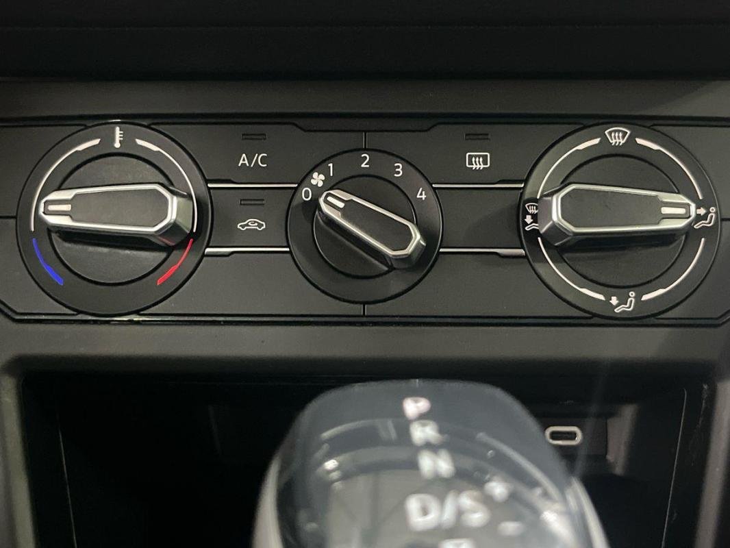 Volkswagen Polo - Photo 19