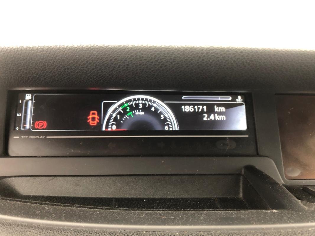 Renault Grand Scénic - Photo 12