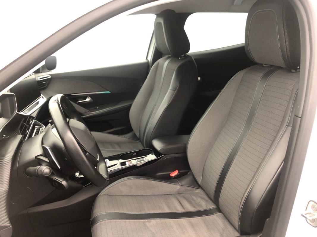 Peugeot 2008 - Photo 9