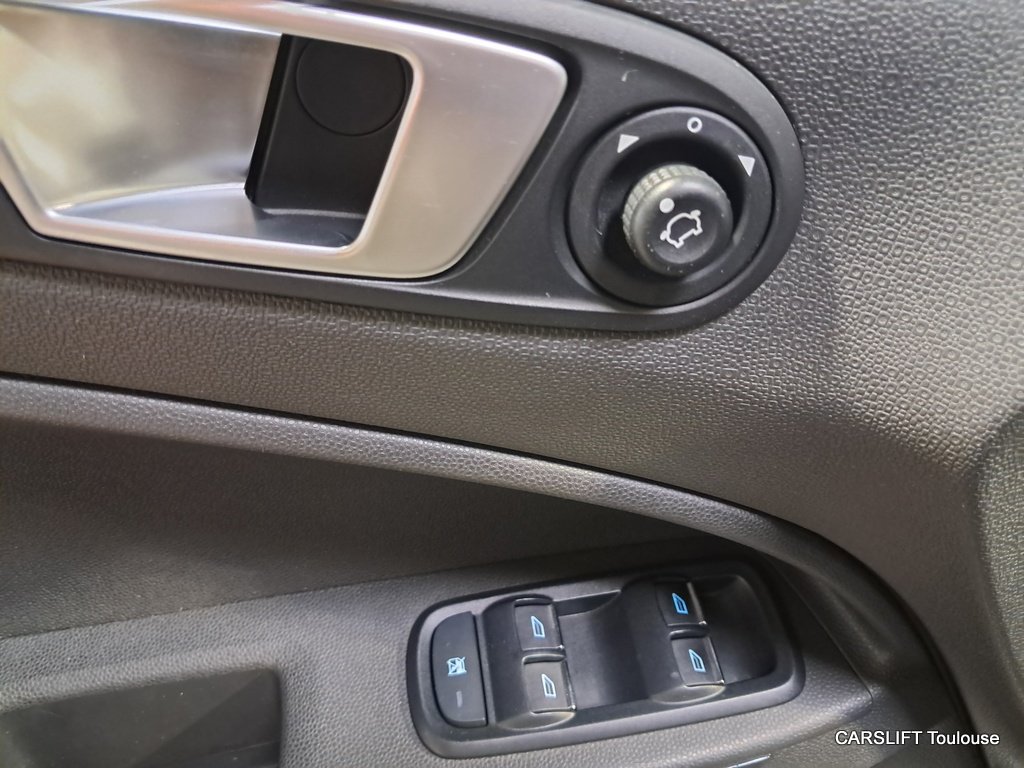 Ford EcoSport - Photo 16