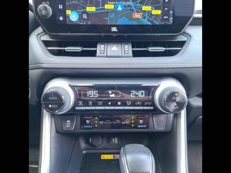 Toyota RAV4 - Photo 20