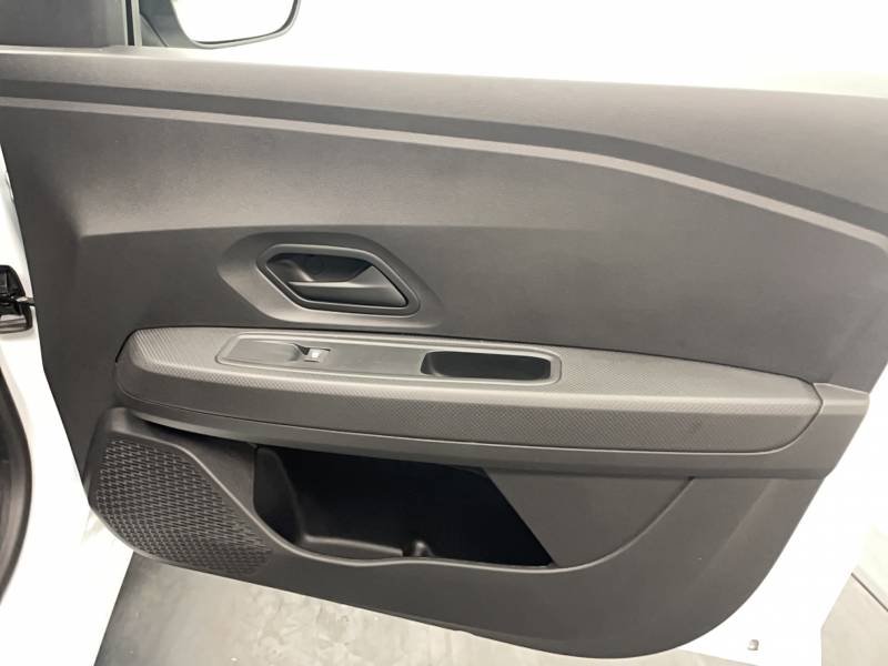 Dacia Sandero - Photo 23