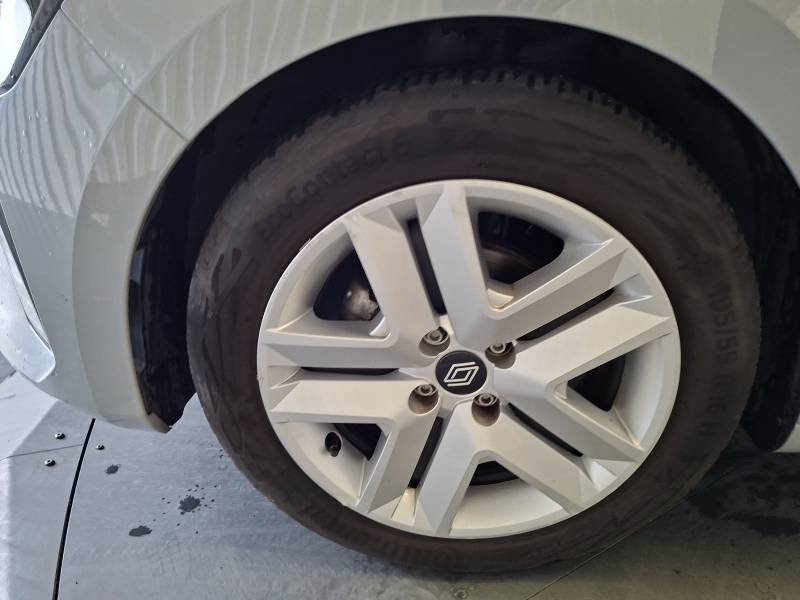 Renault Clio - Photo 16