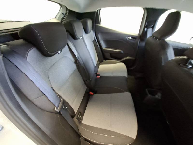 Renault Clio - Photo 25