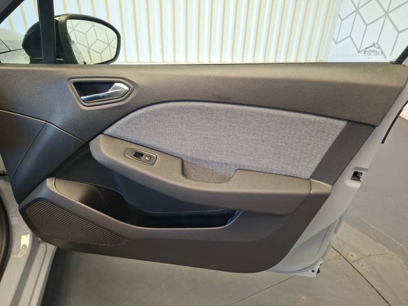 Renault Clio - Photo 13