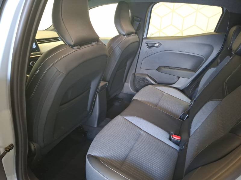 Renault Clio - Photo 26