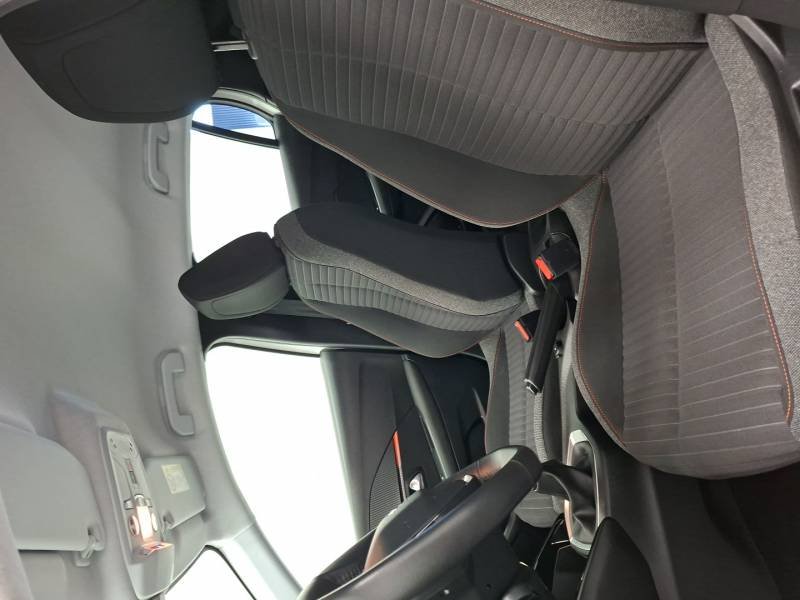Peugeot 208 - Photo 11