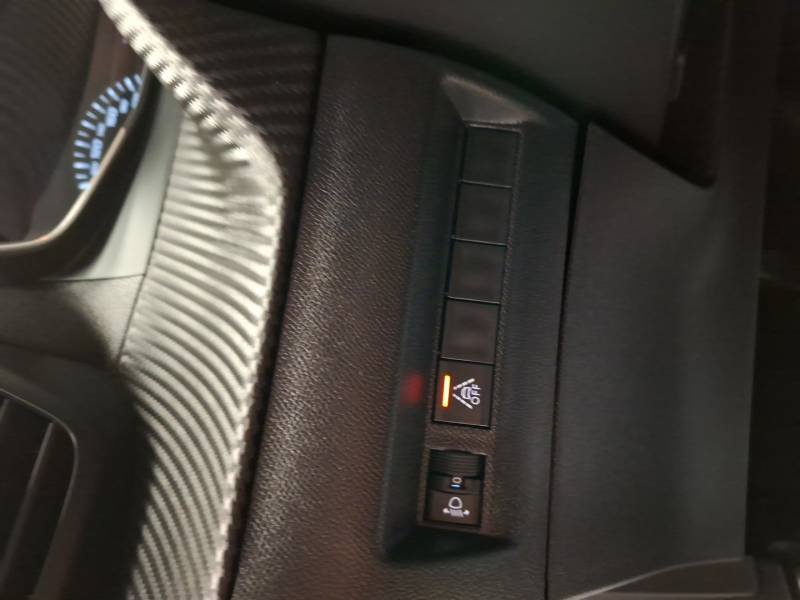 Peugeot 208 - Photo 26