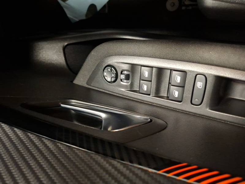 Peugeot 208 - Photo 27