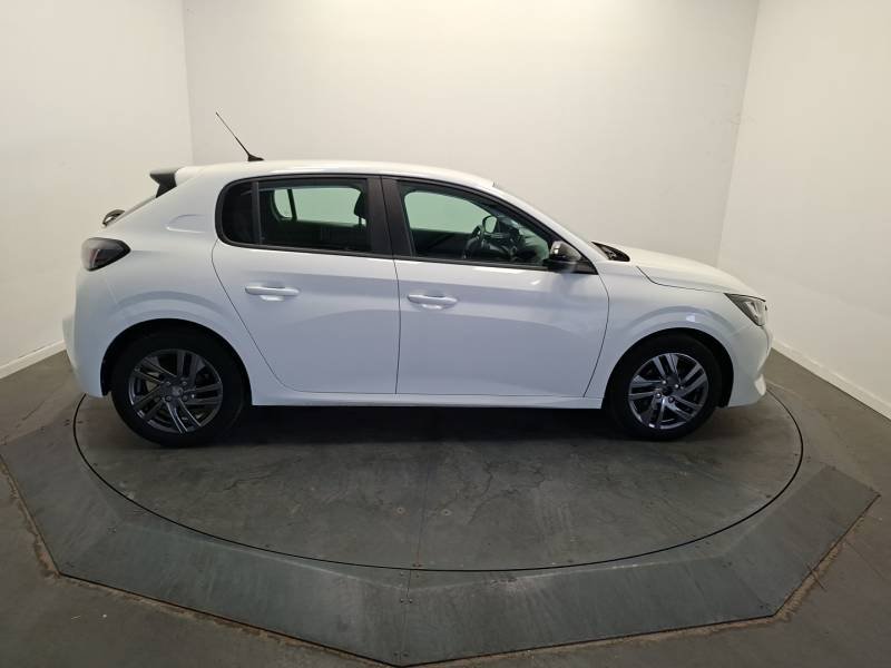 Peugeot 208 - Photo 6