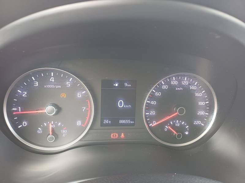 Kia Stonic - Photo 24