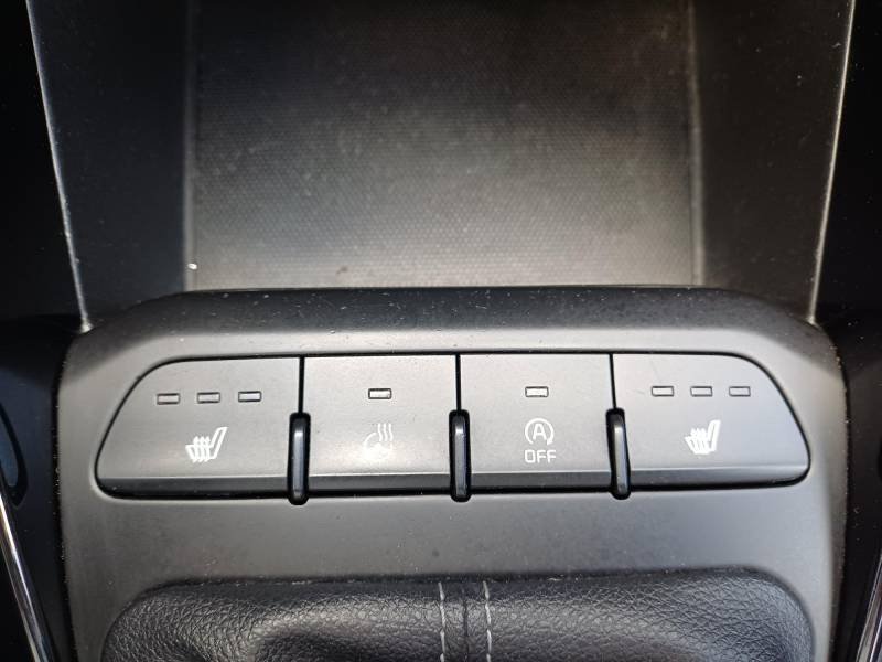Kia Stonic - Photo 32