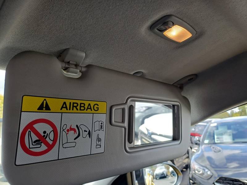 Kia Stonic - Photo 36